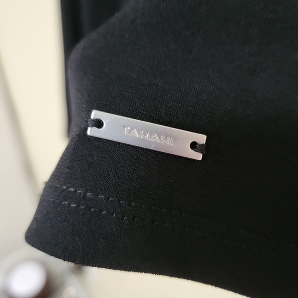 Tahari Top Womens Medium Black Knit Notch V Neck Silver Chain Long Sleeve - Picture 5 of 5